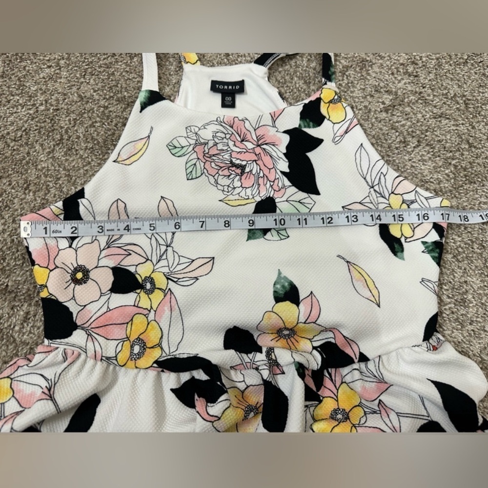 Torrid Mini Textured Knit Floral Skater Dress Sz 00 (10)M/L - Picture 7 of 8